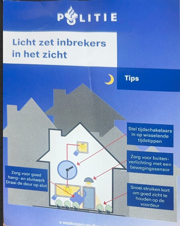 Politiefolder: licht zet inbrekers in het zicht, met tips